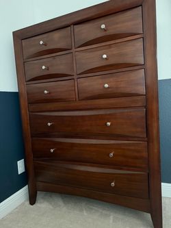 Dresser & nightstand