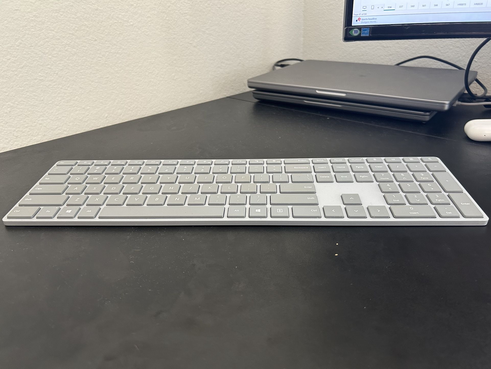 Bluetooth Microsoft Low Profile Keyboard