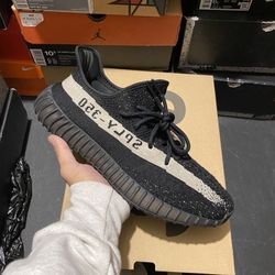 Adidas Yeezy 350 Oreo size 12 VNDS
