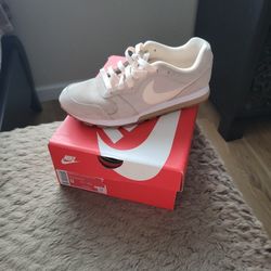 Nike MD Runner 2 Se