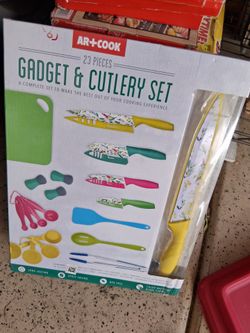 Kitchen Gadgets And Cutlery Set. New