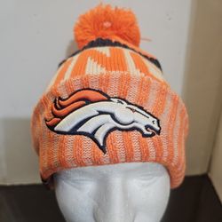 Denver Broncos New Era Pom Beanie 