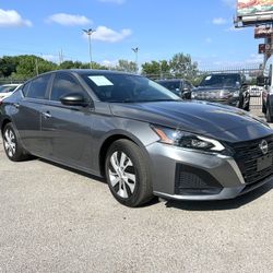 2023 Nissan Altima