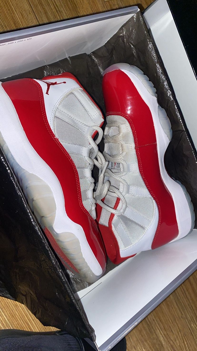 Jordan 11 Cherry 