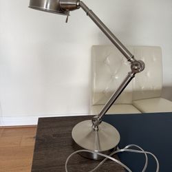 Adjustable Arm Desk Lamp