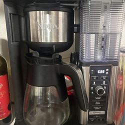 Ninja Coffe Maker 
