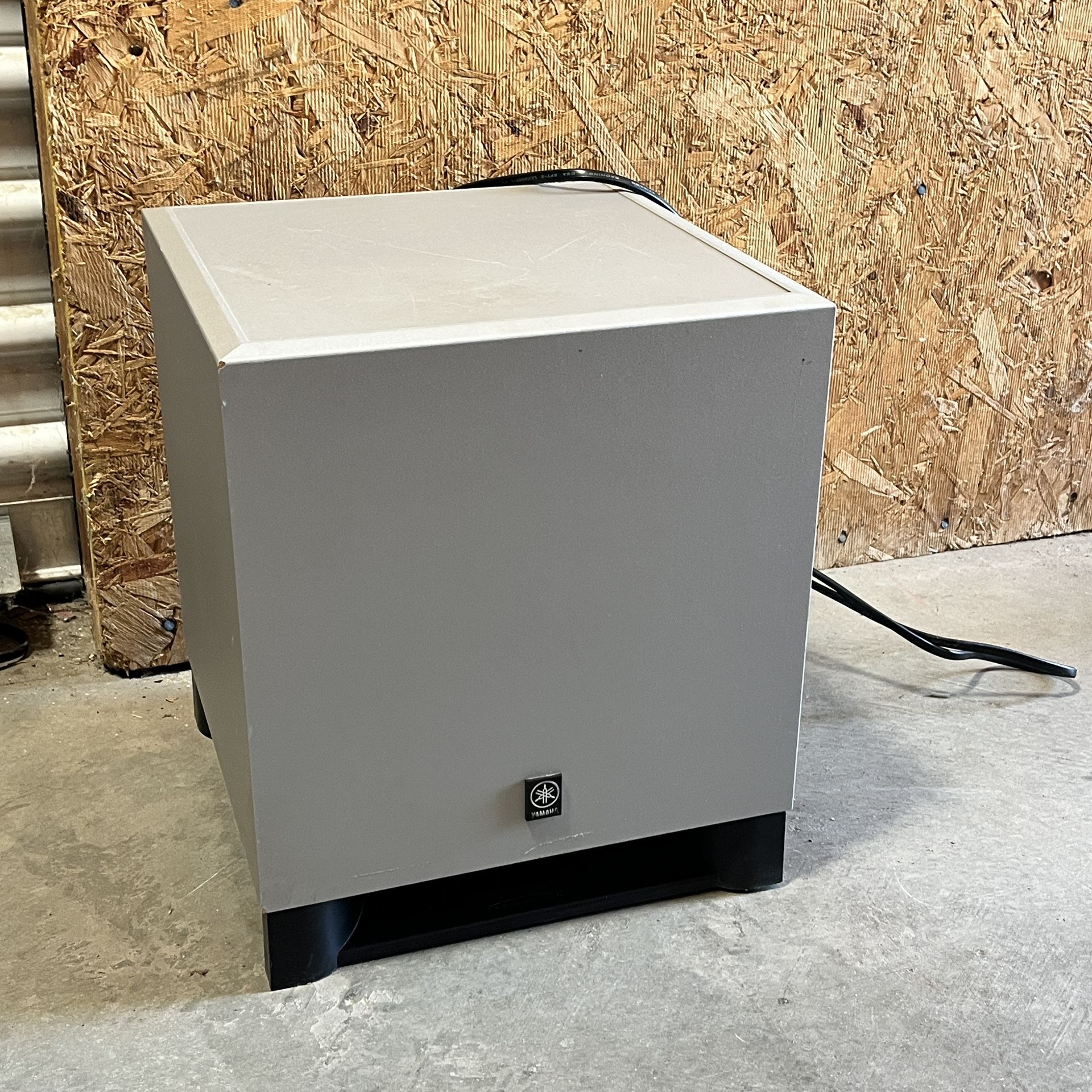 Yamaha Subwoofer