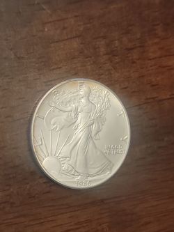 2 ounces silver rounds. Nolan Ryan and 1986 Silver Eagle