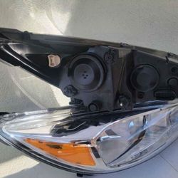 15-18 FORD FOCUS Headlights LUCES MICAS FAROS Calaveras