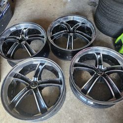 Wheels 20x8 5x114.3 