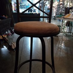 Swivel bar stool (30 Inch)