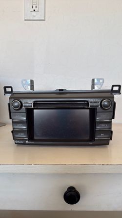 RAV4  XLE Stereo 2014