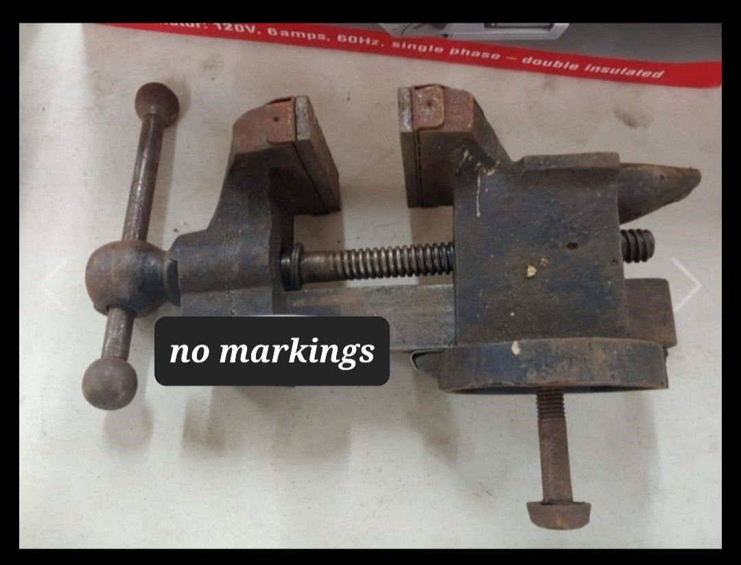 3 1/2'' JAW ANVIL BENCH VISE