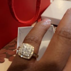 Real gold diamond engagement Ring 14k