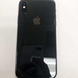 Factory Unlocked iphone X 64 gb , sold with store warranty 