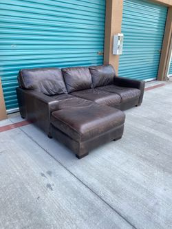 Italian Top Grain Leather Chaise Sectional •FREE DELIVERY•