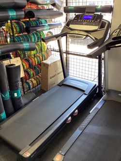 Proform ZT10 Folding Treadmill With ONLY 37 Run Hours