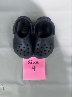 Toddler crocs