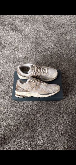 New Balance Size 8 Men