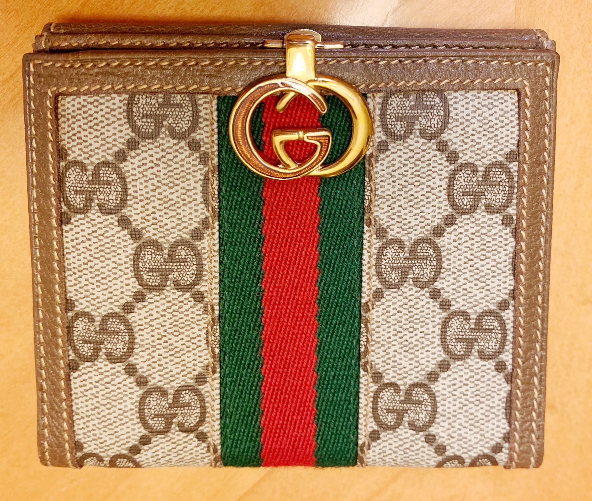 New Authentic Gucci GG Monogram Flip Wallet
