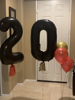 Large foil number balloons (40”)