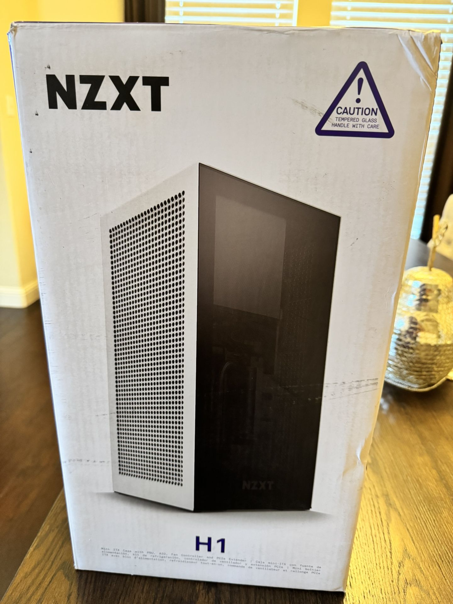 NZXT H1 V2 Mini-ITX Case – Excellent Condition w/Box & Accessories