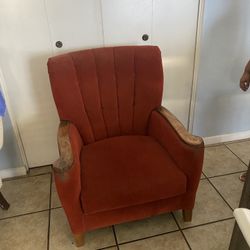 Wing Chair 