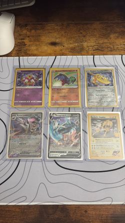 6 Random Pokemon Cards
