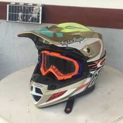 Troy Lee Large Size Helmet - New With Oakley Googles
