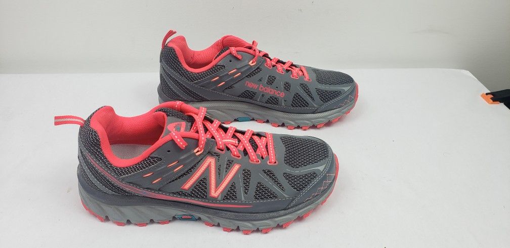 New Balance 610 V4 Womens Size 9 B Trail Running Shoes Sneakers Gray WT610GP4 for Sale in Orion Charter Township MI OfferUp