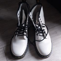 Doc Martens  Size  7-8 
