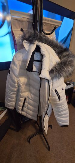 Nautica White Puffer Jacket with Faux Fur Hood XXL **Buckeye