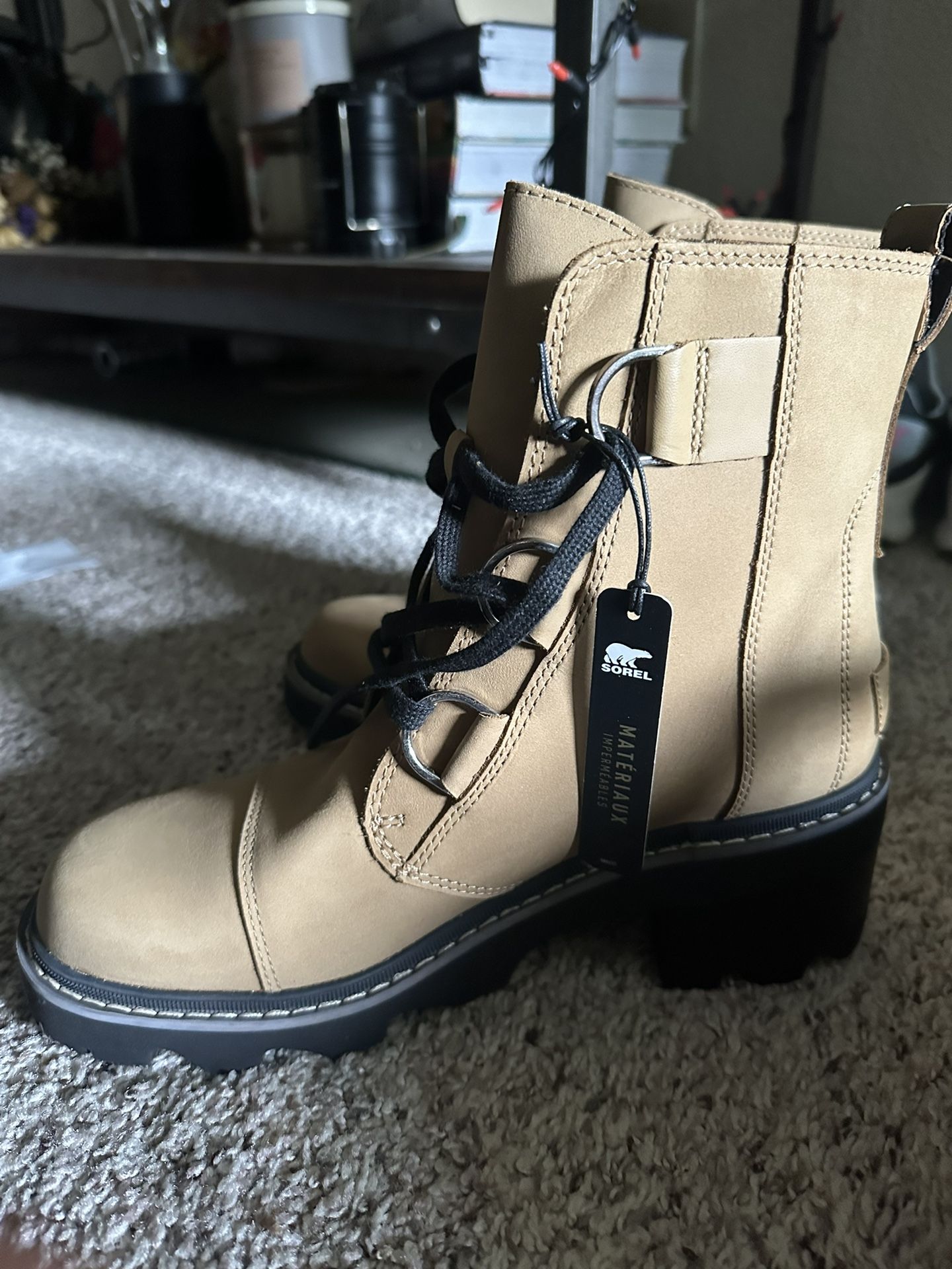 Sorel - Waterproof Boots Womens Size 9