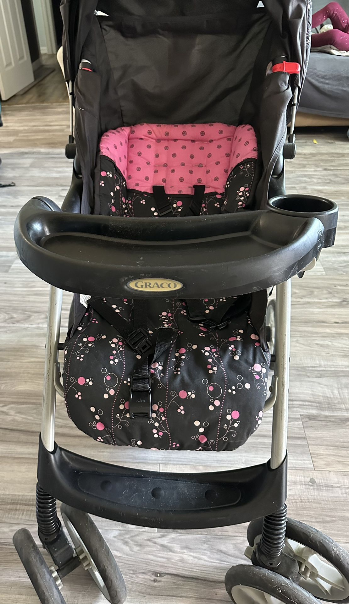 Graco Stroller Easy Collapse 36x25” for Sale in Cape Coral, FL OfferUp