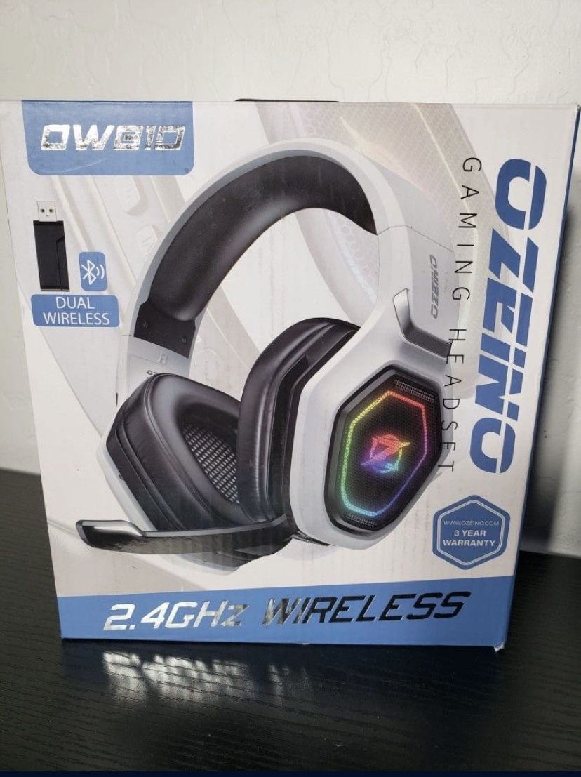 New Ozeino 2.4GHz Wireless Gaming Headset for PC, Ps5, Ps4 - Lossless Audio USB & Type-C Ultra Stable Gaming Headphones with Flip Microphone, 40-Hr Ba
