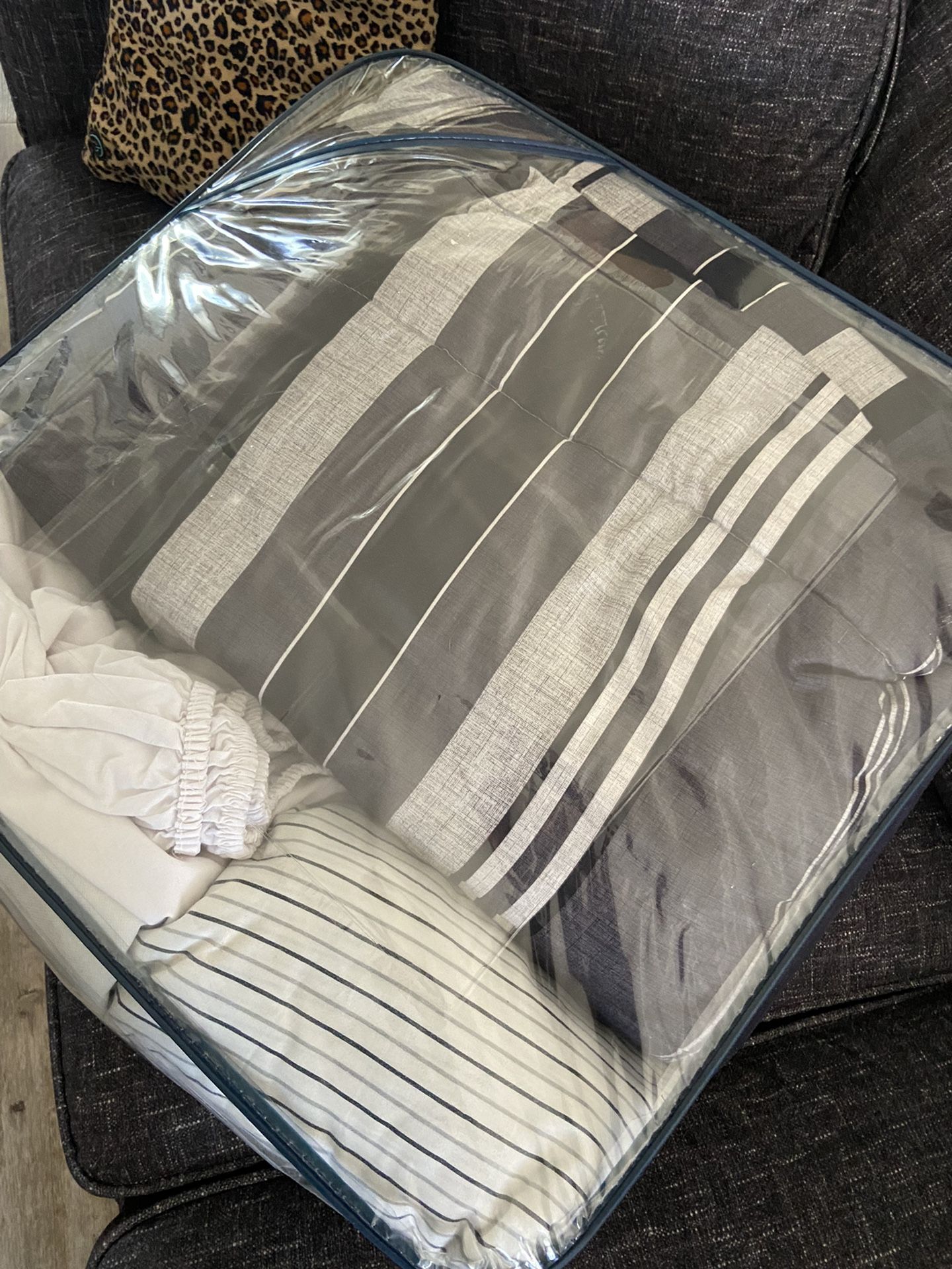 The Big Twin Bed Set