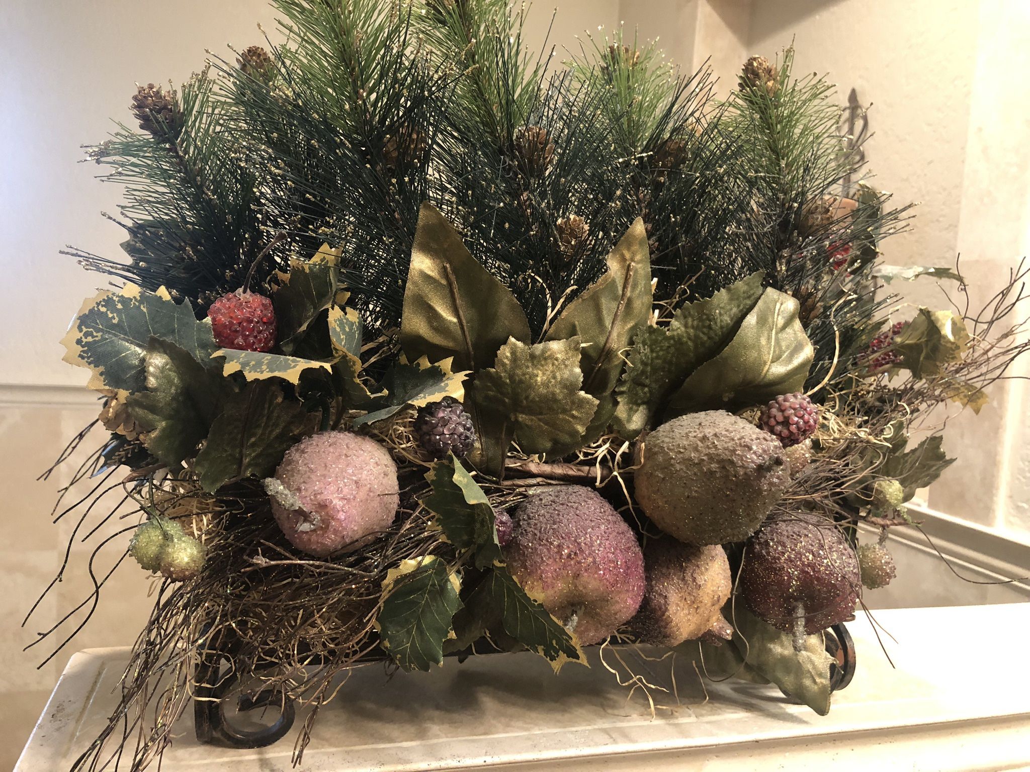 CHRISTMAS Large Frosted Beaded FRUIT CENTERPIECE 14”x14” 