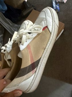 Burberry sneakers