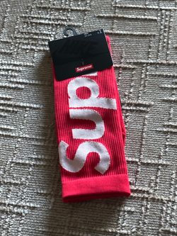 Supreme socks