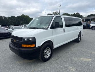 2025 Chevrolet Express Passenger