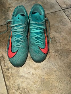 Super fly cleats