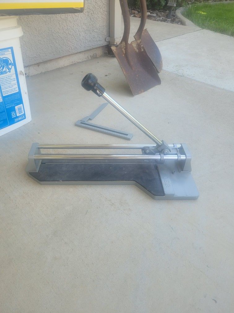 Tile Cutter