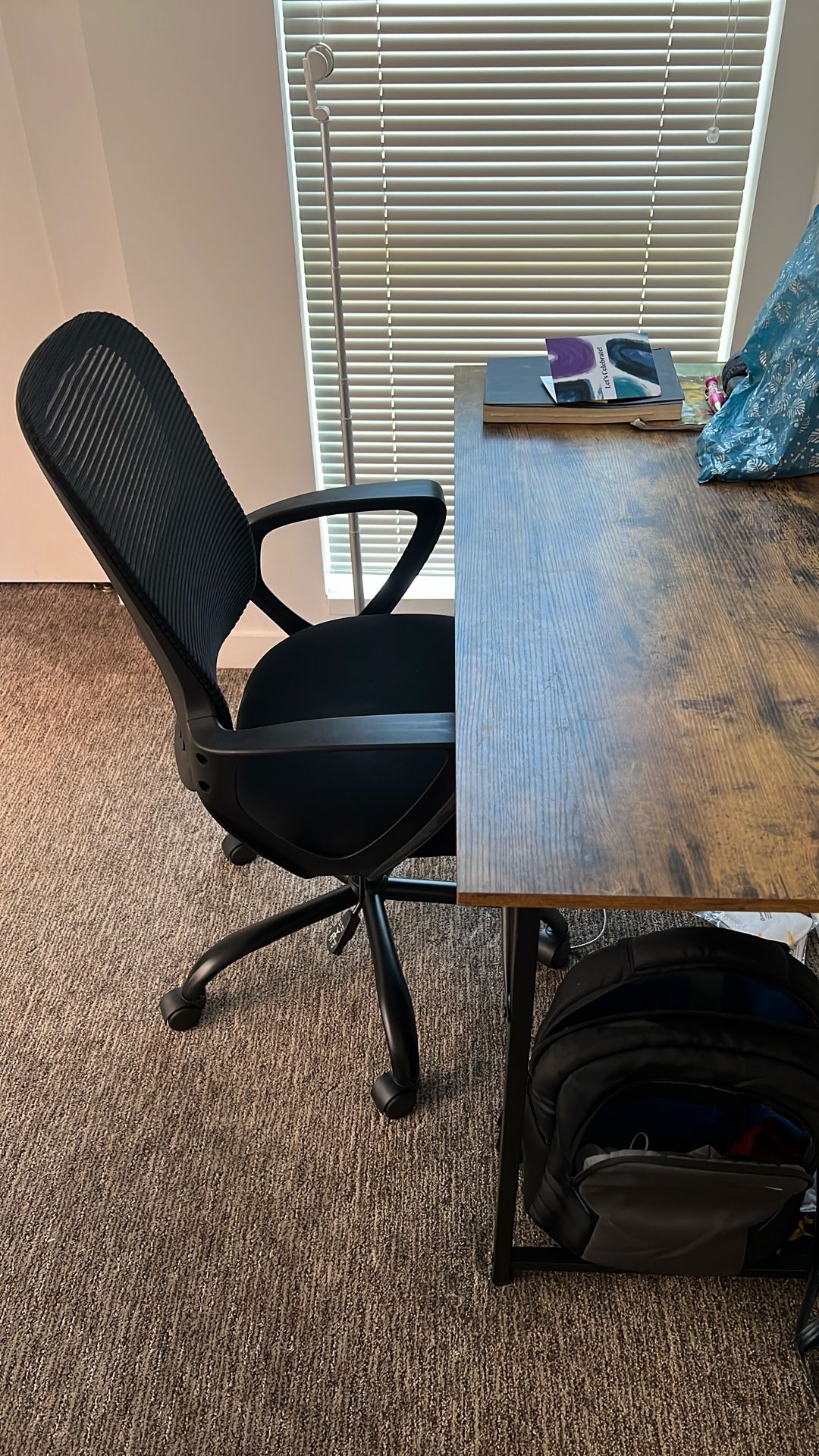 Comfortable Office Chair And Table