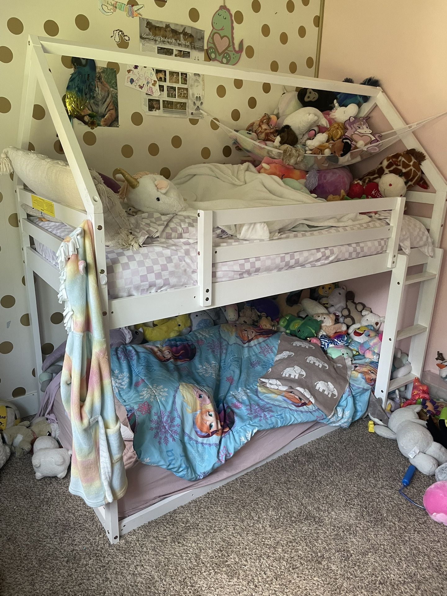 **Pending** Twin size White Bunk bed