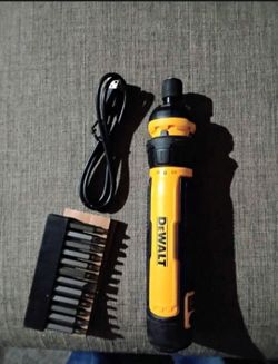 DeWalt Screwdriver Set (Read Description)