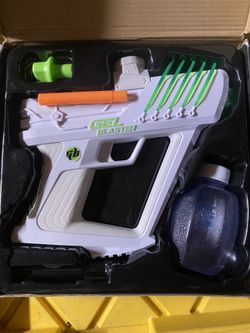 Gel Blaster With Target Strike