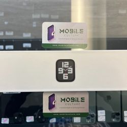 New Apple Watch Silver SE (2nd Gen) 40MM GPS