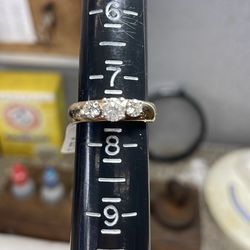 Diamond ring 14k 6.6g
