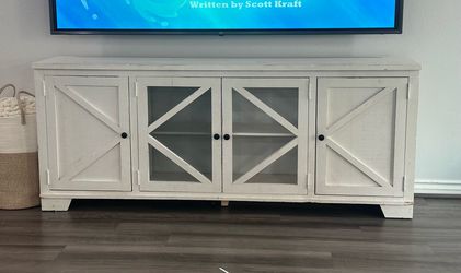 78” TV Stand