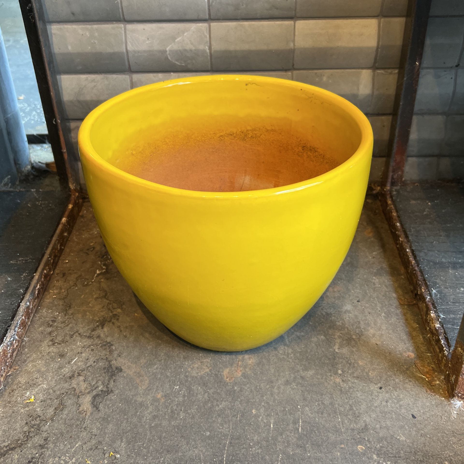 12” Terracotta Ceramic Pot 